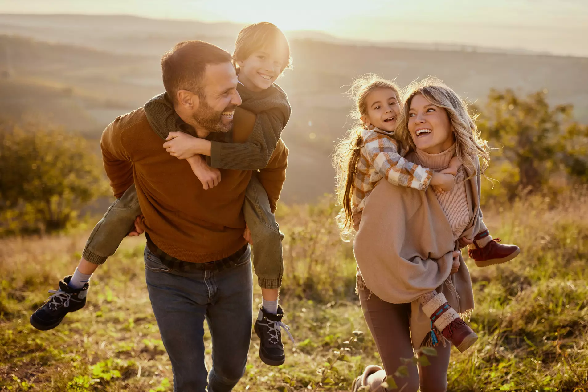Starke Kinder großziehen: So fördern Sie Selbstvertrauen und innere Stärke Ihres Kindes im Familienalltag